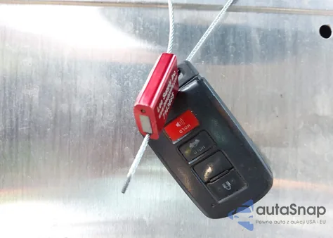 2013 Toyota Avalon Xle Premium z USA, uszkodzony, nr VIN 4T1BK1EB1DU029990